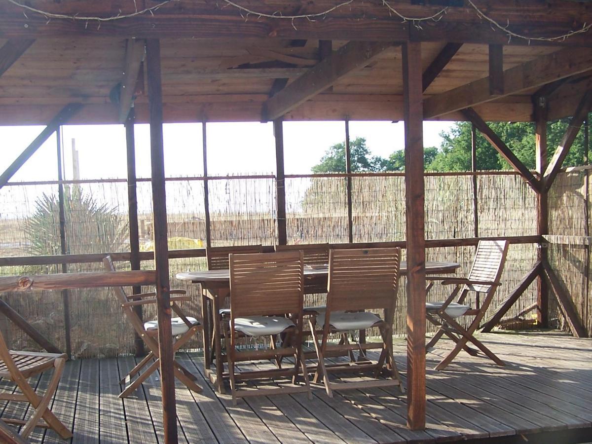 Les Hiboux Chambre D'Hotes L'Isle-Jourdain  Exterior photo