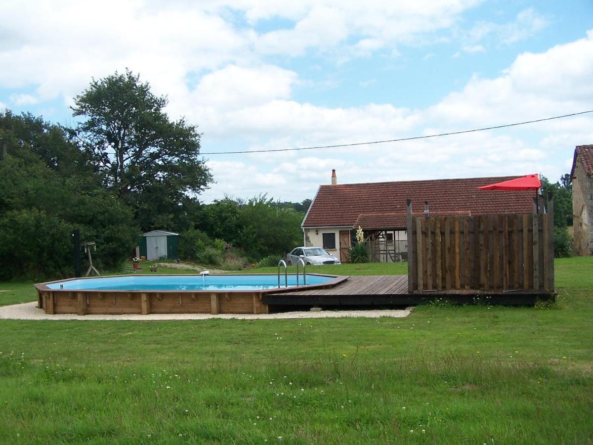 Les Hiboux Chambre D'Hotes L'Isle-Jourdain  Exterior photo